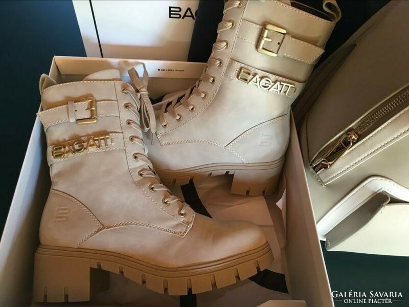 New! Bagatt beige boots, ankle boots
