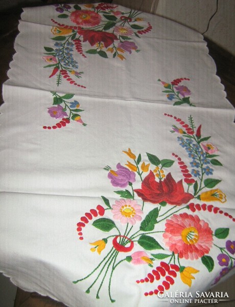 Beautiful richly hand-embroidered slinged edge Kalocsa needlework tablecloth