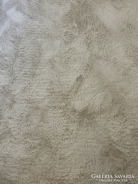 Ultra fluffy carpet