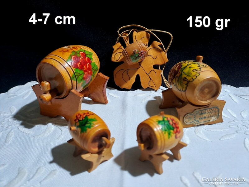 5 retro, folk hand-painted small wooden barrels on bases and grape leaves