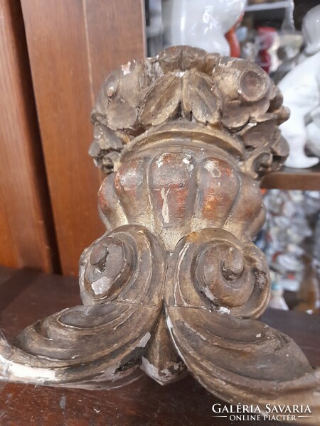 Old hand-carved wooden baroque flower pattern applique ornament. 17 Cm.
