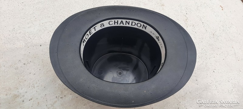Retro moët & chandon champagne ice bucket - cylindrical shape