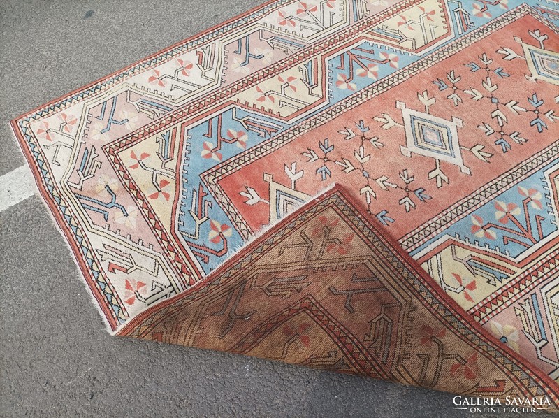 Oriental handmade rug with an antique pattern, 230 cm x 170 cm