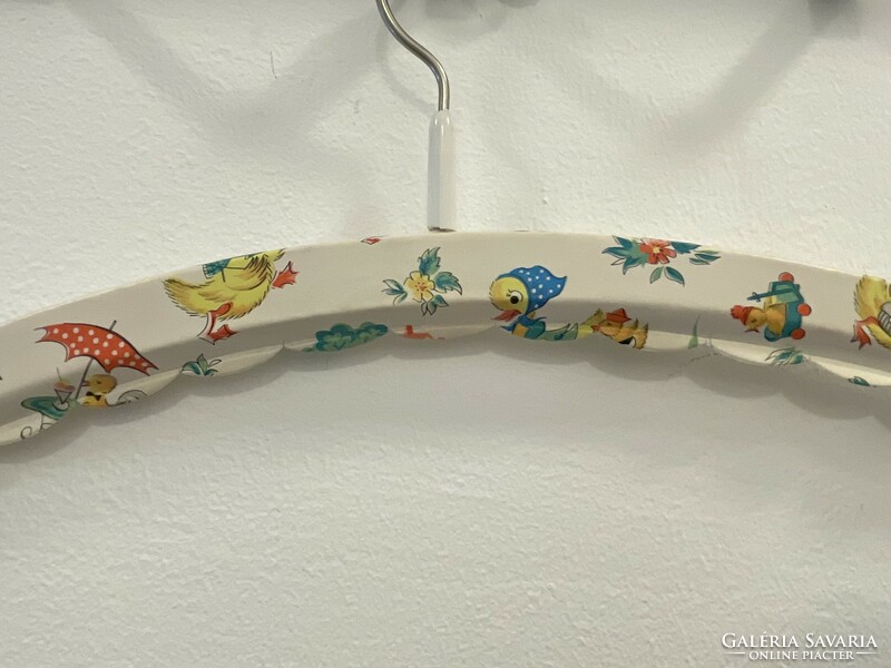 Retro duck coat hanger for children