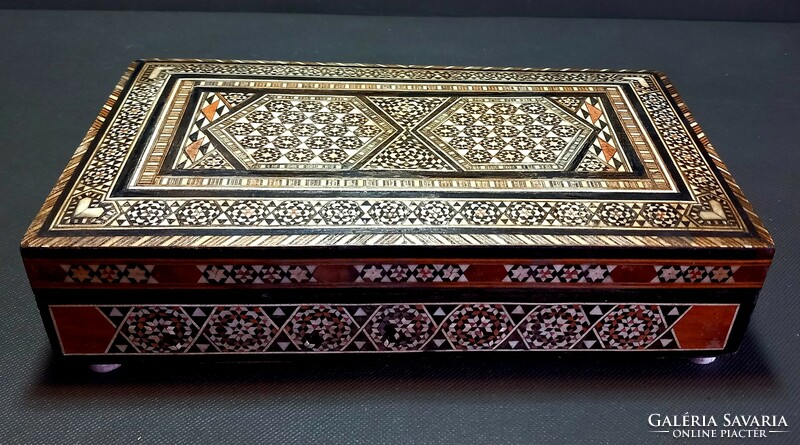 Music box with Khattam mosaic inlay. Negotiable