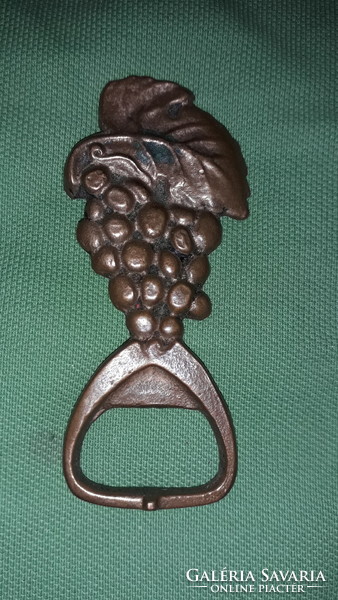 Antique copper grape cluster very nice bottle opener beer/wine opener 7 cm according to the pictures