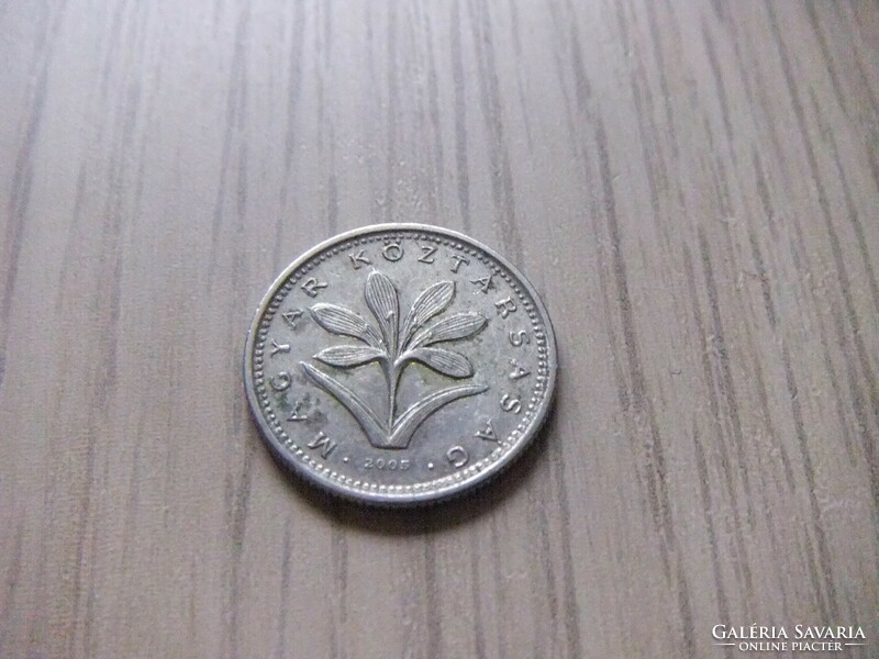 2   Forint      2005      Magyarország