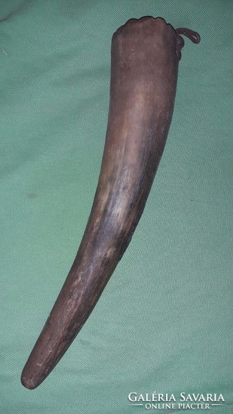 Antique hired tool accessory scythe stone, grinding stone holder horn, tulse can be hung on the waist as shown in the pictures