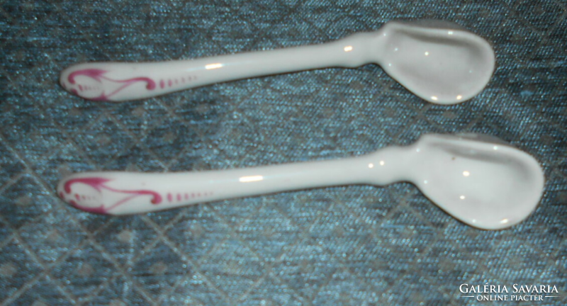2 porcelain spoons - the price applies to 2 (for mustard or other condiments)