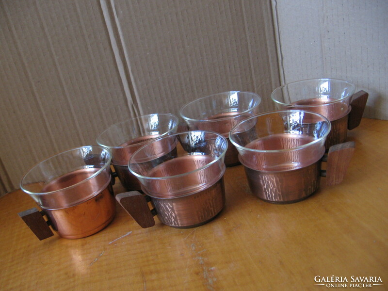 Jena tea, coffee and mulled wine glasses in copper holders with wooden handles 5+1