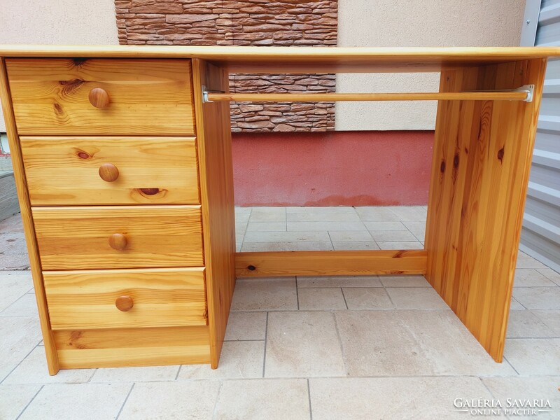 For sale is a 4-drawer pine desk with pull-out shelf. Furniture is beautiful, in good condition, without scratches.