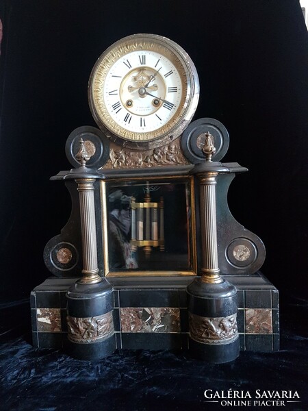 Gyönyörű asztali óra az 1800-as évek második feléből