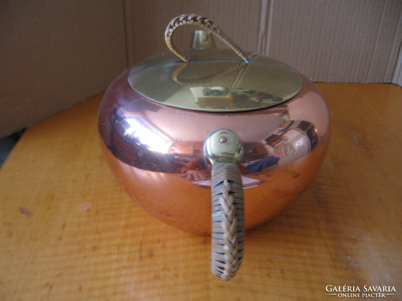 Art deco réz kanna 6 db jénai üveg betétes réz tartóval teás, forralt boros, kávés