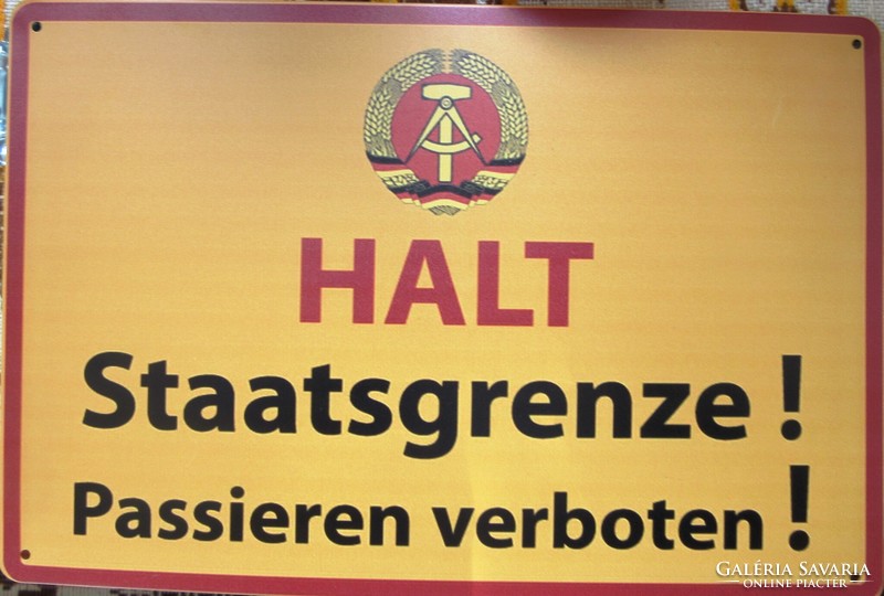 Retro DDR dekor fémtábla ,Halt Staatsgrenze ! 30 x 20 cm
