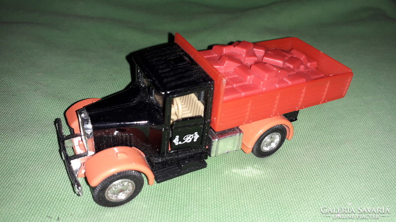 Retro ford flatbed truck brick delivery with opening doors 1:43 in excellent condition according to the pictures