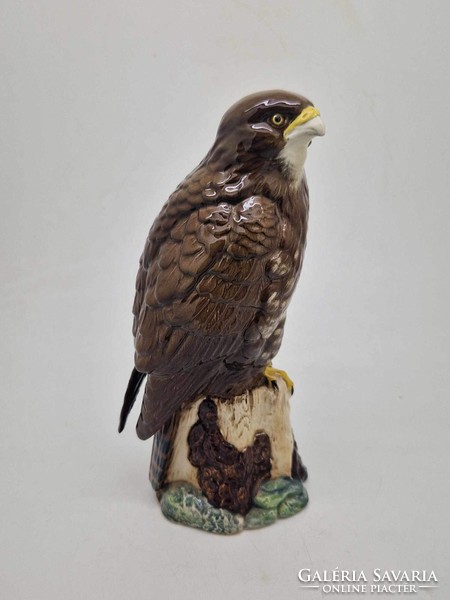 Beswick English porcelain eagle 17cm buzzard beneagles