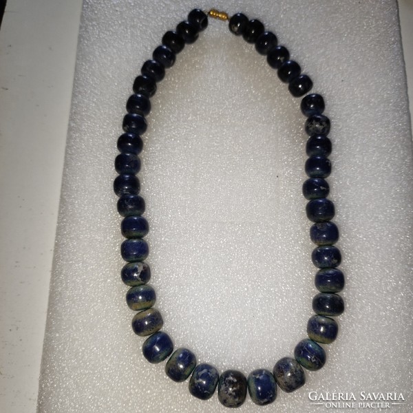 Ceramic necklace with sodalite effect 41cm