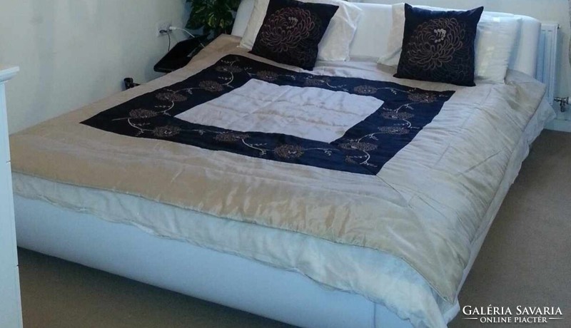 Bedspread 200x200cm