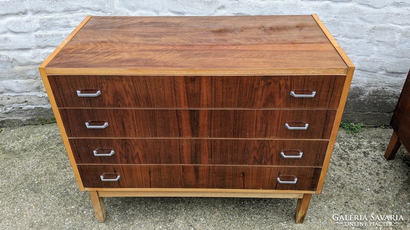 Retro chest of drawers