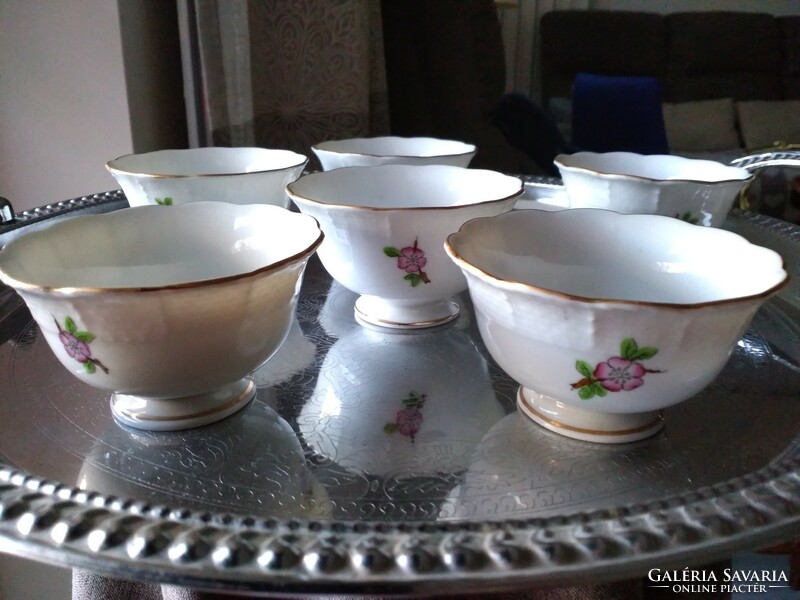 Herendi szakés porcelán poharak, cseresznyefavirág mintával