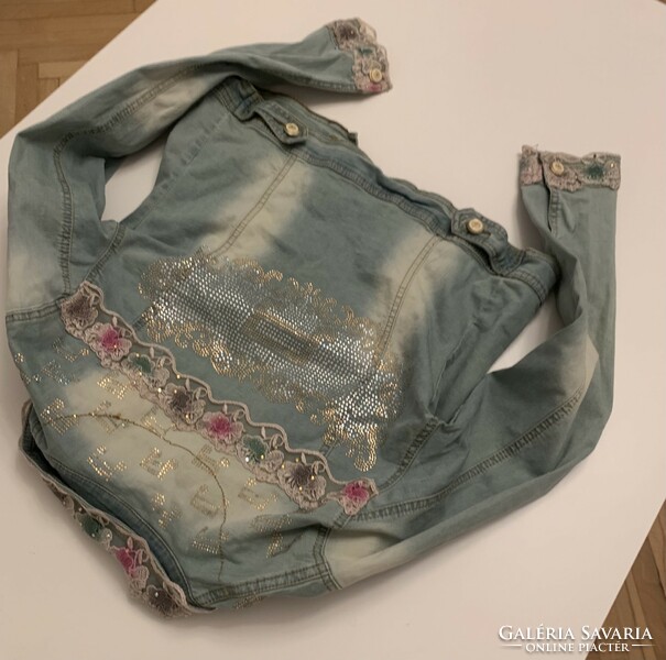 Dreamy extra feminine denim jacket stone embroidered floral specialty denim jacket coat