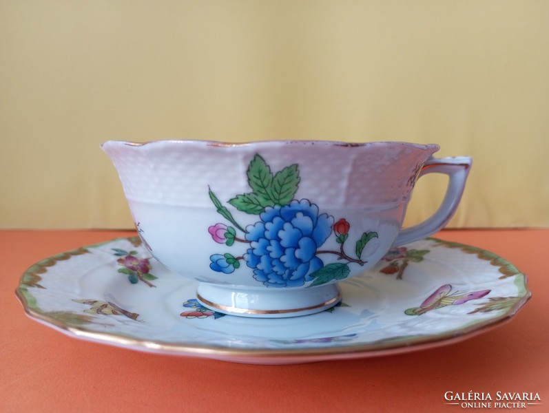 Old Herend tea cup + base