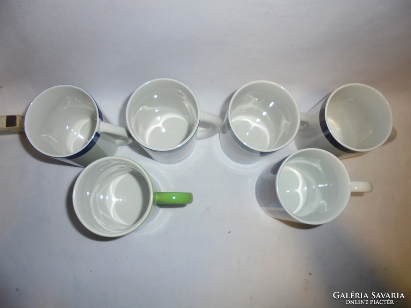 Porcelán teás csésze - négy + két darab együtt - újak, dobozban