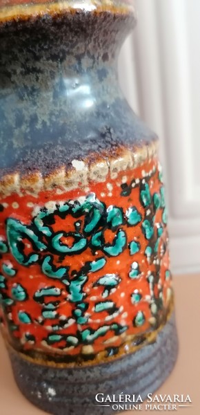 Ü ceramic vase