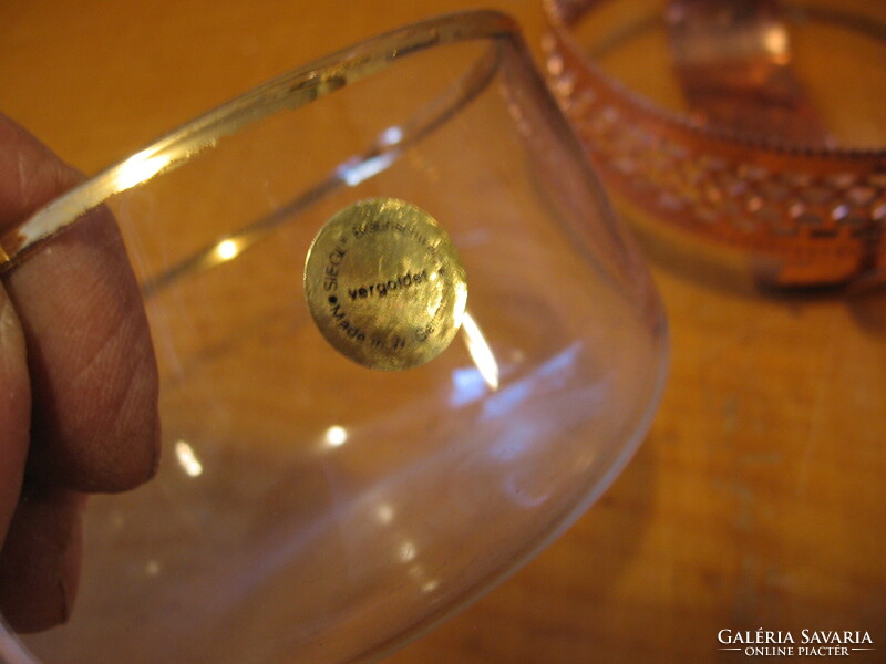 Réz kosárka aranyozott üvegtálka betéttel