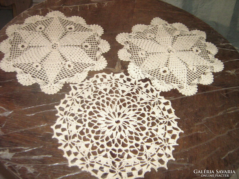 Cute beige crochet round antique lace tablecloth 3 pcs