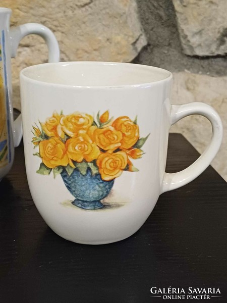 Charming retro cream-colored coffee and tea mugs 3 pcs