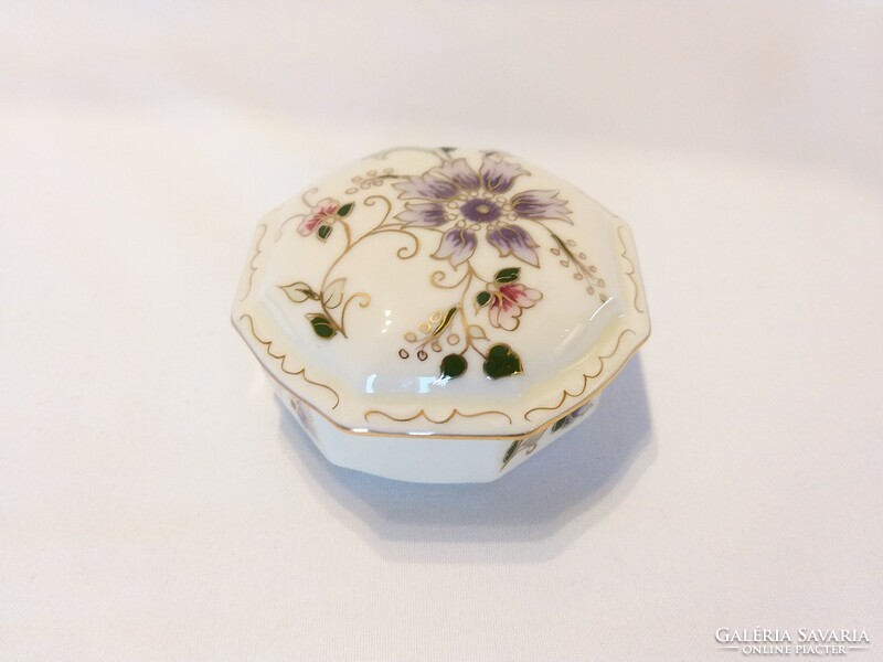 Zsolnay octagonal purple floral bonbonier/jewellery holder (no.: 24/256.)