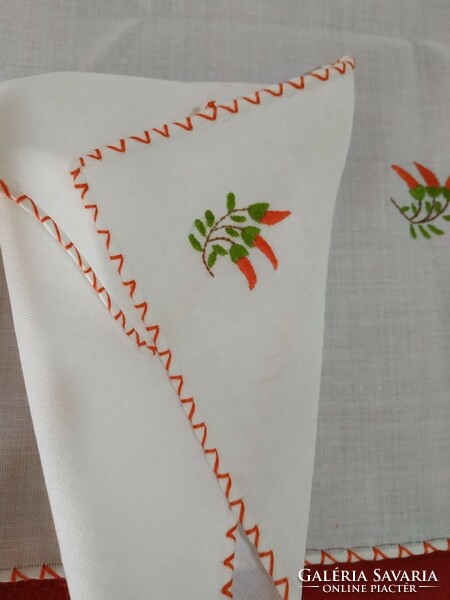Paprika embroidered tablecloth with napkins