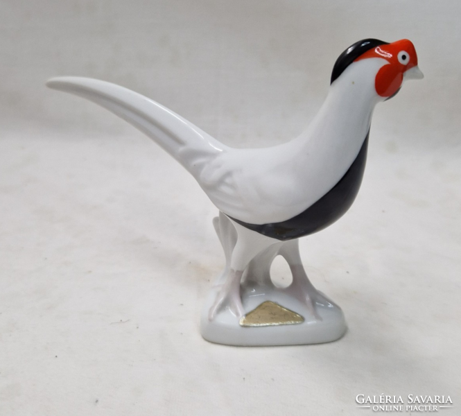 A rare art deco porcelain pheasant from Cluj-Napoca in perfect condition, 12.5 cm