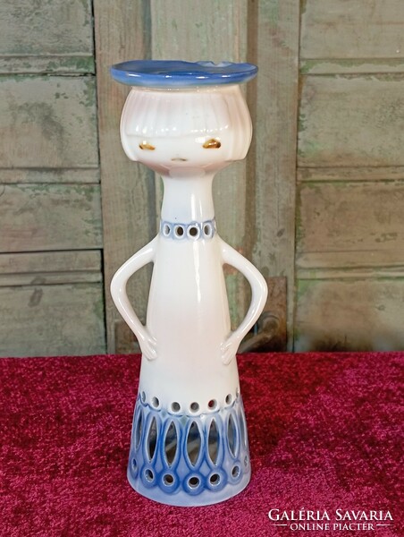 Aquincumi aqua figurine, candle holder with defect
