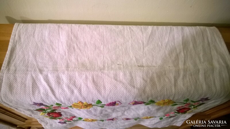 Folk art floral embroidered decorative towel, runner, tablecloth 87x52 cm