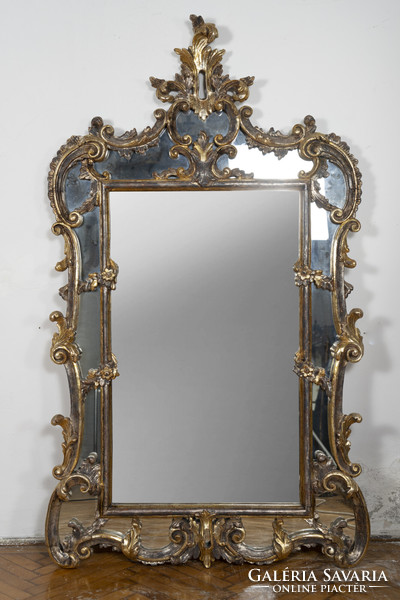 Neo-baroque gilded mirror