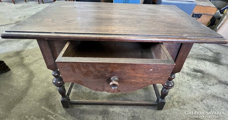 Biedermeier small desk, size 52 x 46 x 76 cm. 9037