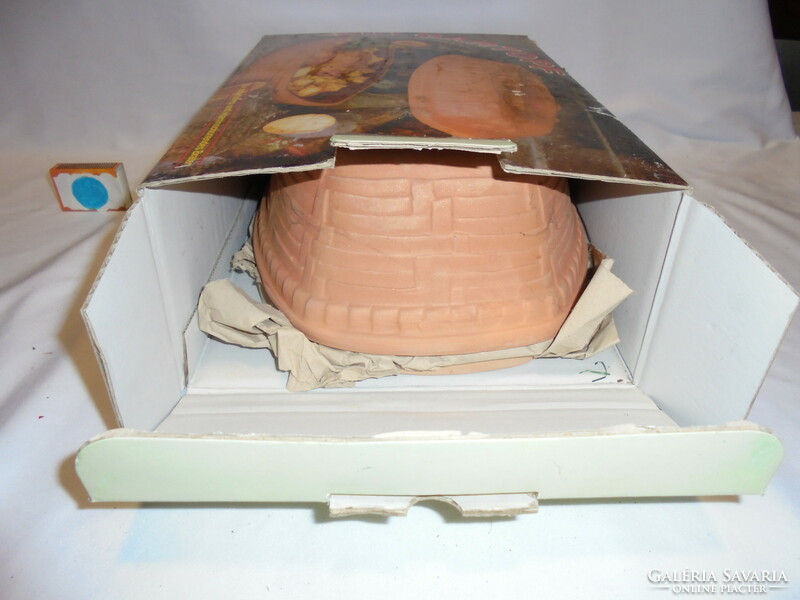 Stream dish, Roman dish, earthenware dish, baking dish with lid in box - never used