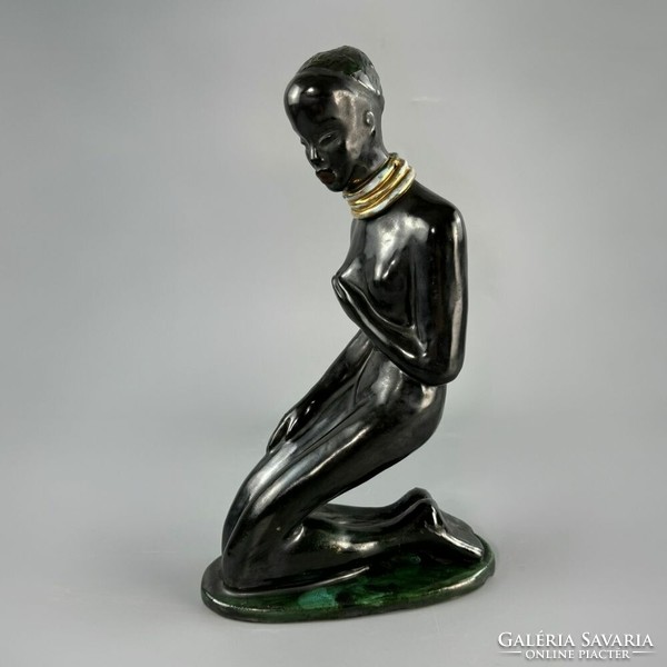 Izsépy Margit - Mid-century Afroamerikai női szobor
