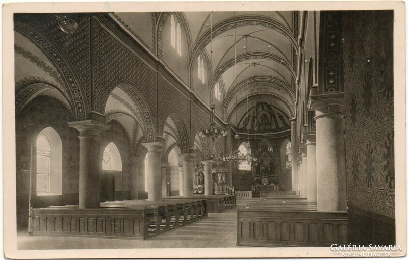 C - 267  Futott képeslap  Tata - Római Katolikus templom 1948