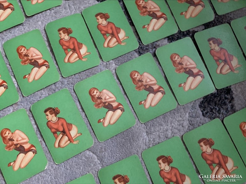 2 pakli römimkártya hátoldalán erotikus pin-up erotikus minta