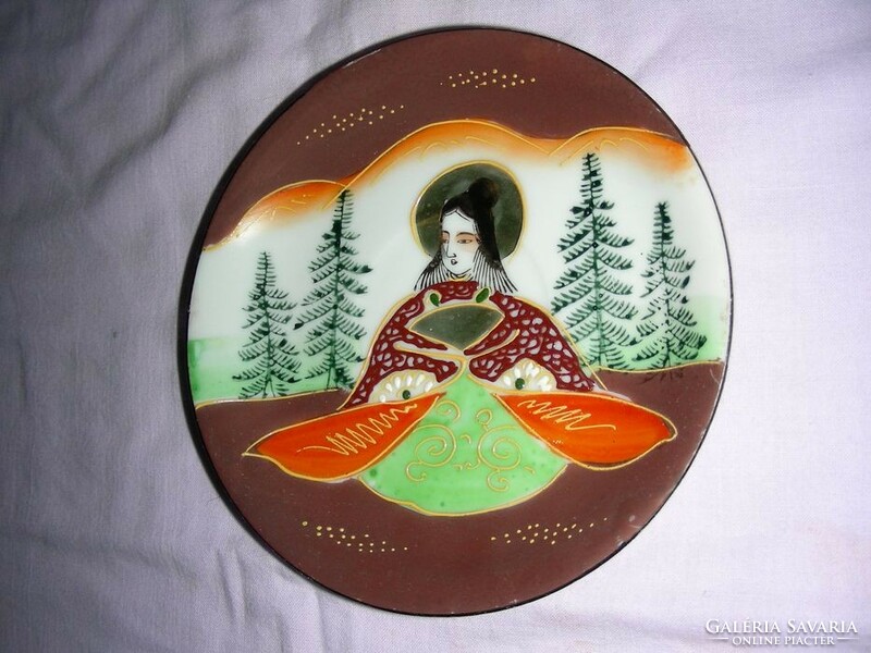 Japanese eggshell marked decorative plate