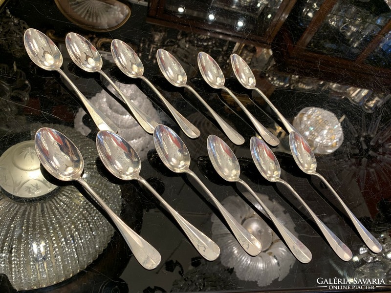 Spoon set