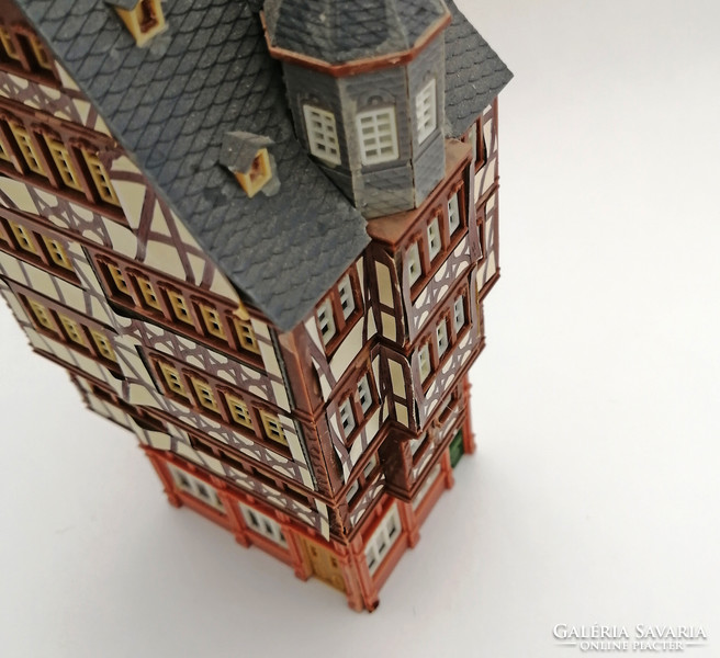Faller building - town house - field table model, model railway