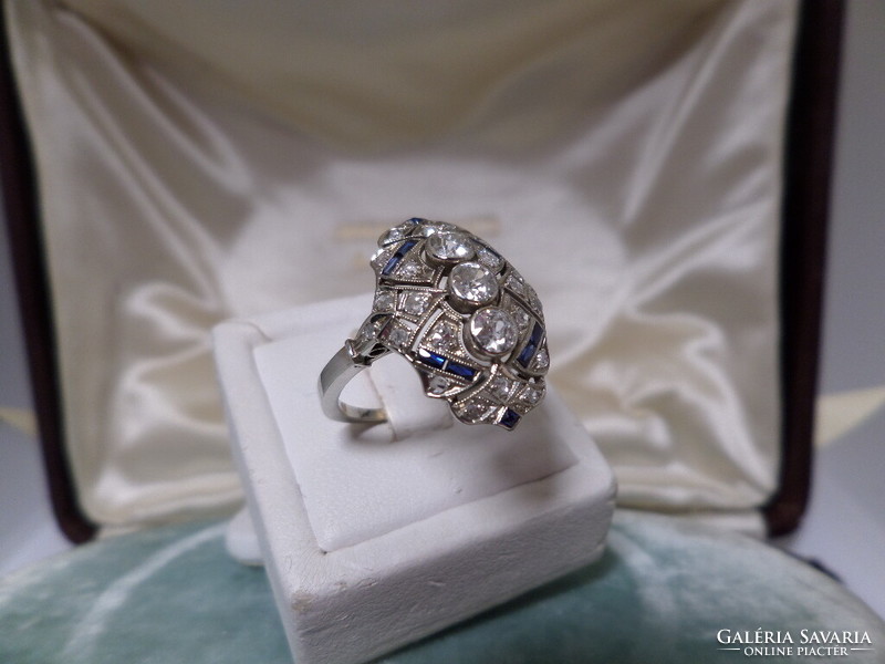 Art deco antique white gold ring with brilliants, diamonds and synthetic sapphires