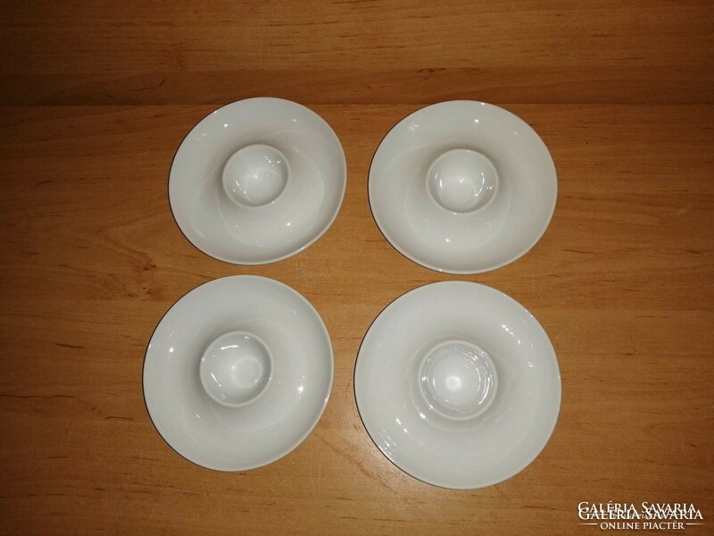 4 porcelain egg trays in one (19/d)