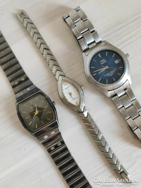 Pack of 3 Japanese retro quartz watches
