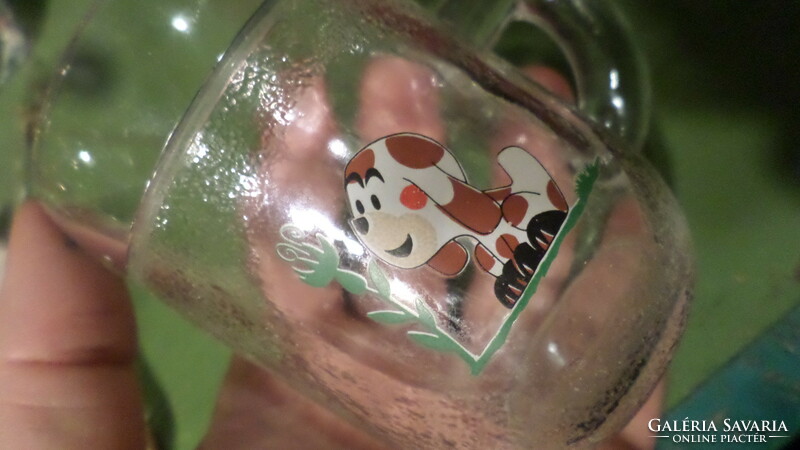 Retro gyerek bögre vastag üvegből . A kiskutya Zdenek Miler ( Kisvakond ) figurája .