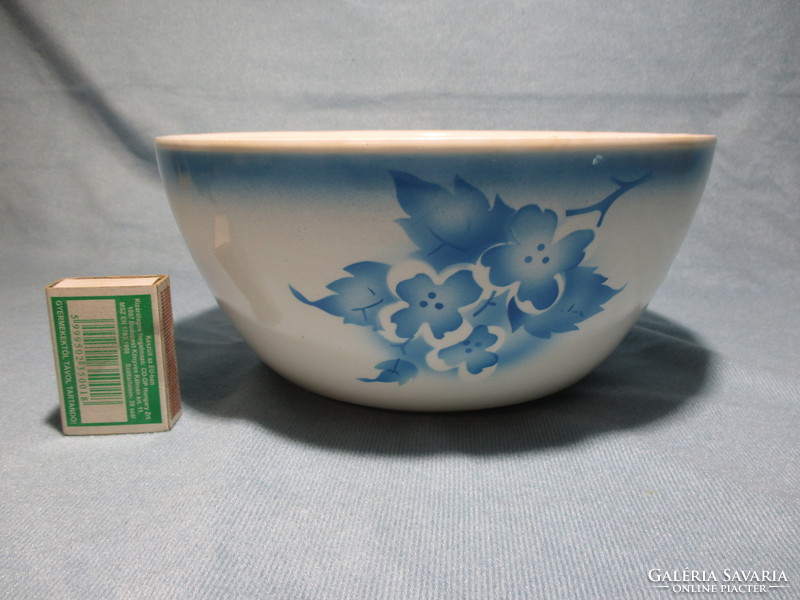 Kispest granite bowl with blue flowers